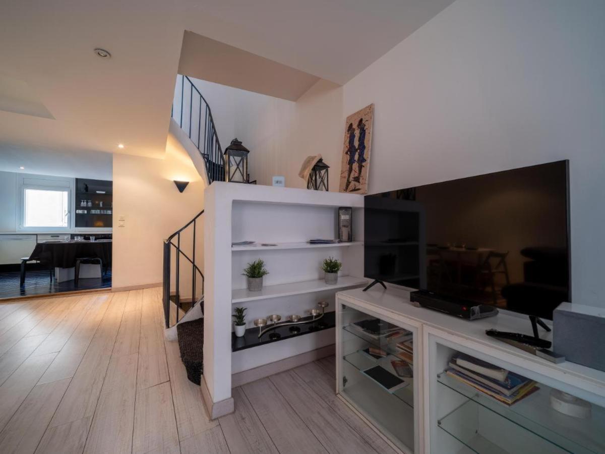 Cosy Triplex 120m2 Terrasse Au Panier Vue Major Vieux Port 7 Couchages Option Parking Apartment Marseille
