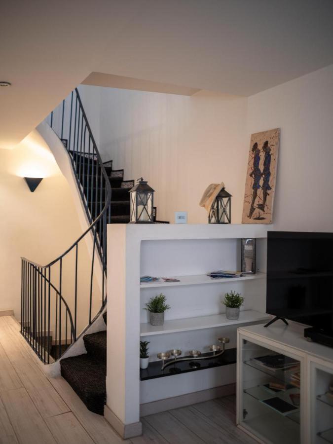 Cosy Triplex 120m2 Terrasse Au Panier Vue Major Vieux Port 7 Couchages Option Parking Appartement *